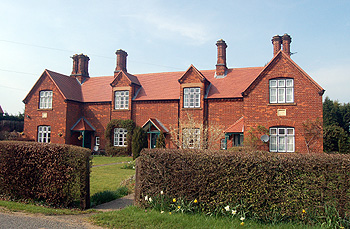 Whitbread Estate cottages in Harrowden Lane March 2011